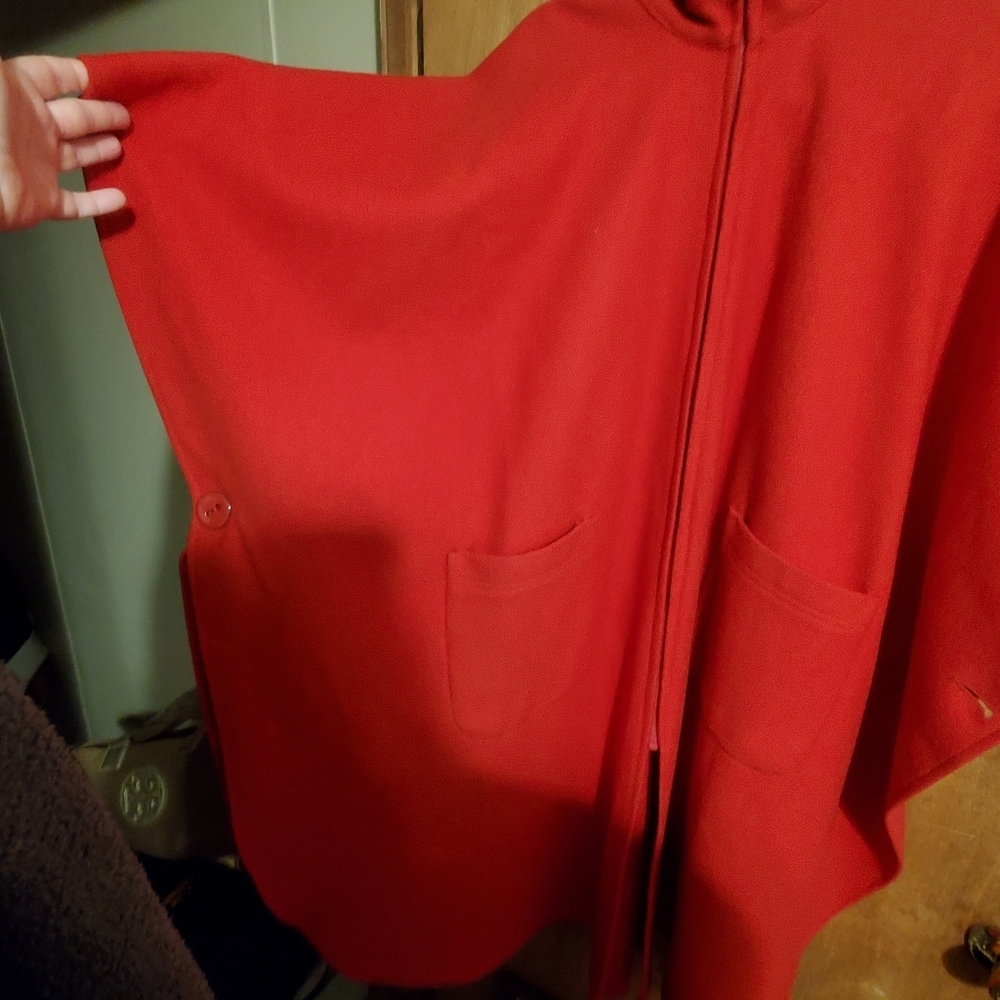 BEMIDJI WOOLEN MILLS CAPE 1970S. VINTAGE. WOOL BLEND ONE SIZE RED - Picture 5 of 8